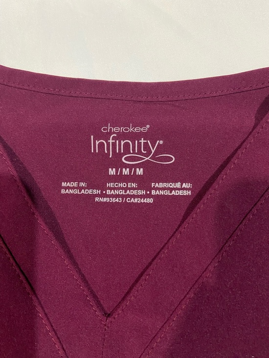 Women's V-Neck Scrub Set - Burgundy - Picture 5 of 6